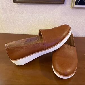 Fitflop Brown Leather Loafers Comfortable Wear All Day Women’s Size 8